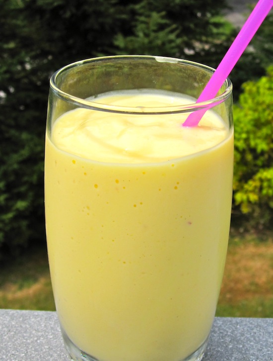 Mango Milkshake (Malteada de Mango) | My Colombian Recipes