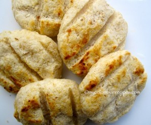 Arepas de Maiz Peto (Colombian Hominy Corn Arepas)