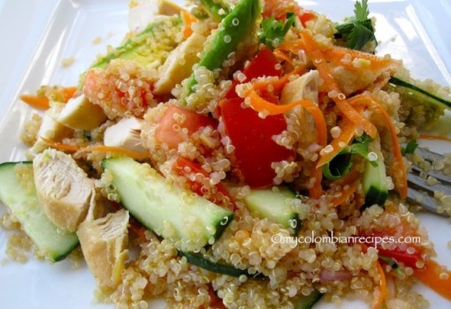 Ensalada de Quinoa y Pollo (Quinoa Chicken Salad)