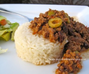 Picadillo Cubano (Cuban Ground Beef Dish)