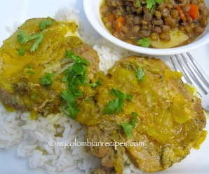 Cerdo Encebollado (Pork with Onion Sauce)