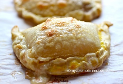 Empanadas de Bocadillo con Queso (Guava Paste and Cheese Empanadas)
