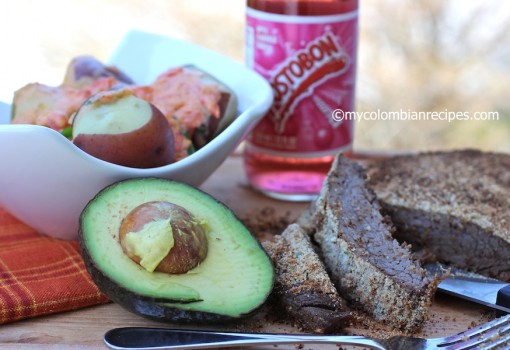 Sobrebarriga al Horno (Colombian-Style Baked Flank Steak) |mycolombianrecipes.com