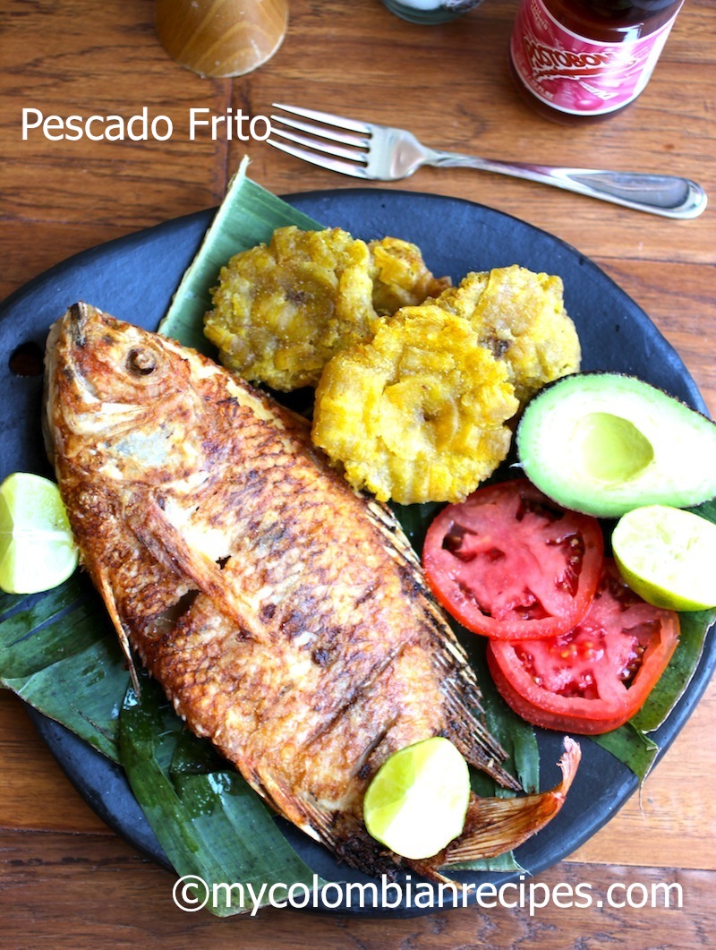 Pescado Frito Colombiano (Smažená celá ryba po kolumbijsku)