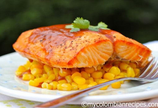 Salmon con Salsa de Guayaba (Salmon with Guava Sauce)