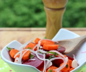 Ensalada de Zanahoria y Remolacha (Carrot and Beet Salad)