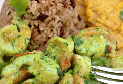 Shrimp With Creamy Cilantro Sauce |mycolombianrecipes.com