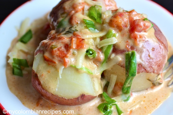 Papas Chorreadas (Potatoes with Cream Sauce)