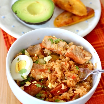 Arroz Atollado (Colombian-Style Pork Risotto)|mycolombianrecipes.com