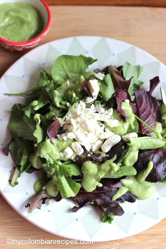 Vinagreta de Aguacate (Avocado Vinaigrette) |mycolombianrecipes.com