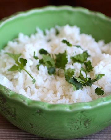 Arroz con Coco Blanco (Coconut Rice) |mycolombianrecipes.com