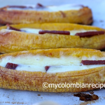 Platanos Asados con Queso