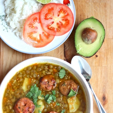 Sopa de Lentejas (Lentil Soup) |mycolombianrecipes.com