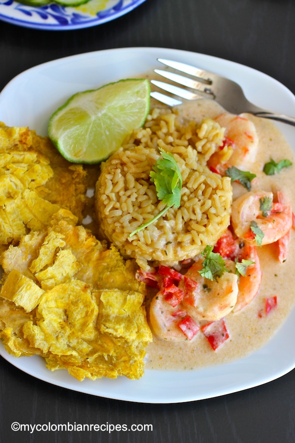 Camarones a la Criolla con Coco (Creole and Coconut Shrimp) 