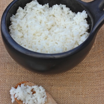 Arroz Blanco (White Rice)|mycolombianrecipes.com