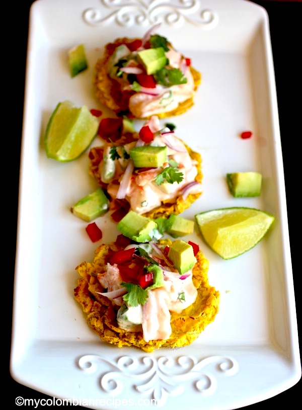 Patacones con Camarón y Aguacate (Fried Green Plantain with Shrimp and Avocado)