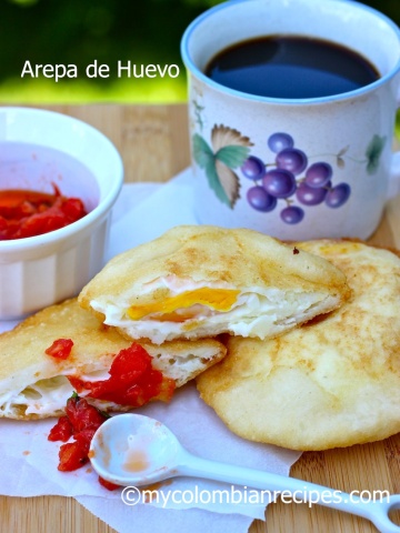 Arepa Filled with Egg (Arepa de Huevo) |mycolombianrecipes.com