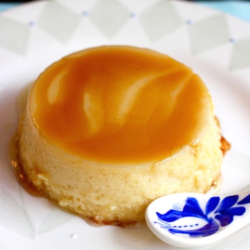 Flan de Leche y Vainilla (Traditional Flan) |mycolombianrecipes.com