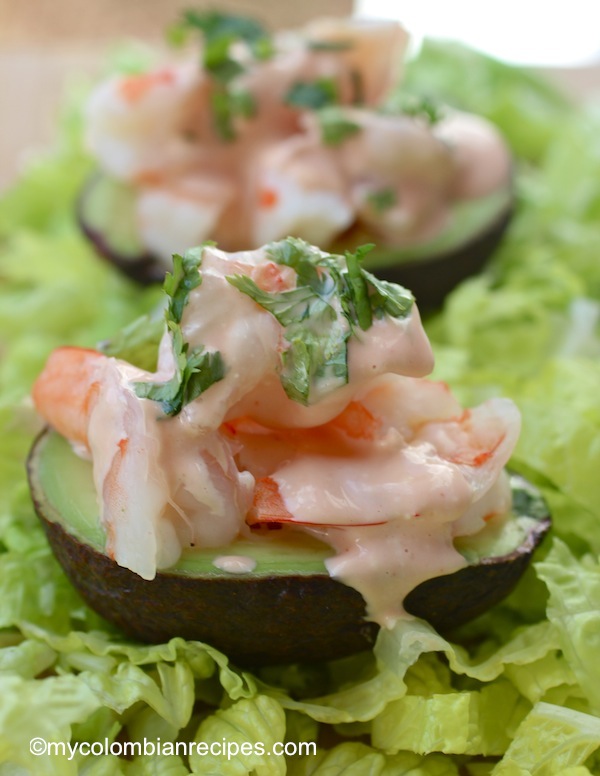 Avpcado Stuffed with Shrimp