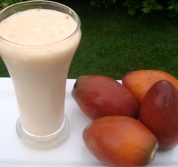 Jugo de Tomate de Arbol |mycolombianrecipes.com