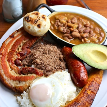 Bandeja Paisa