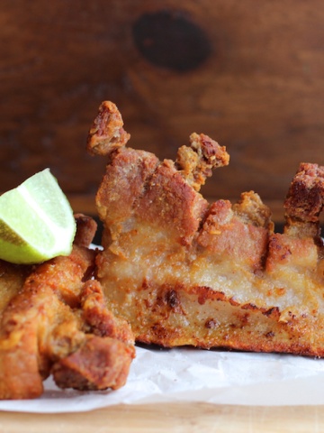 Colombian-Style Fried Pork Belly (Chicharrón Colombiano)|mycolombianrecipes.com