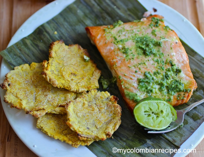 simple salmon qith cilantro oil