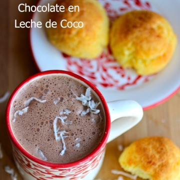 Chocolate en Leche de Coco |mycolombianrecipes.com