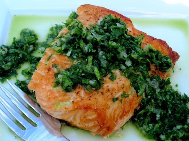 Salmon con Chimichurri