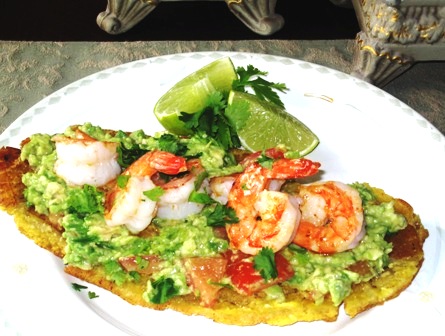 Tostada de Platano con camarones