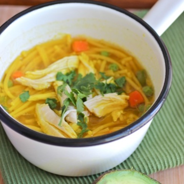 Receta de Sopa con Pollo y Pasta