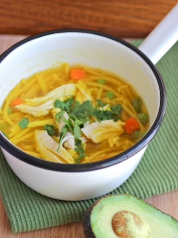 Receta de Sopa con Pollo y Pasta