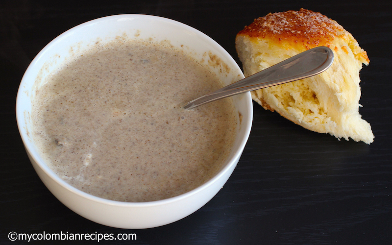 Crema de Champiñones (Mushroom Soup) |mycolombianrecipes.com