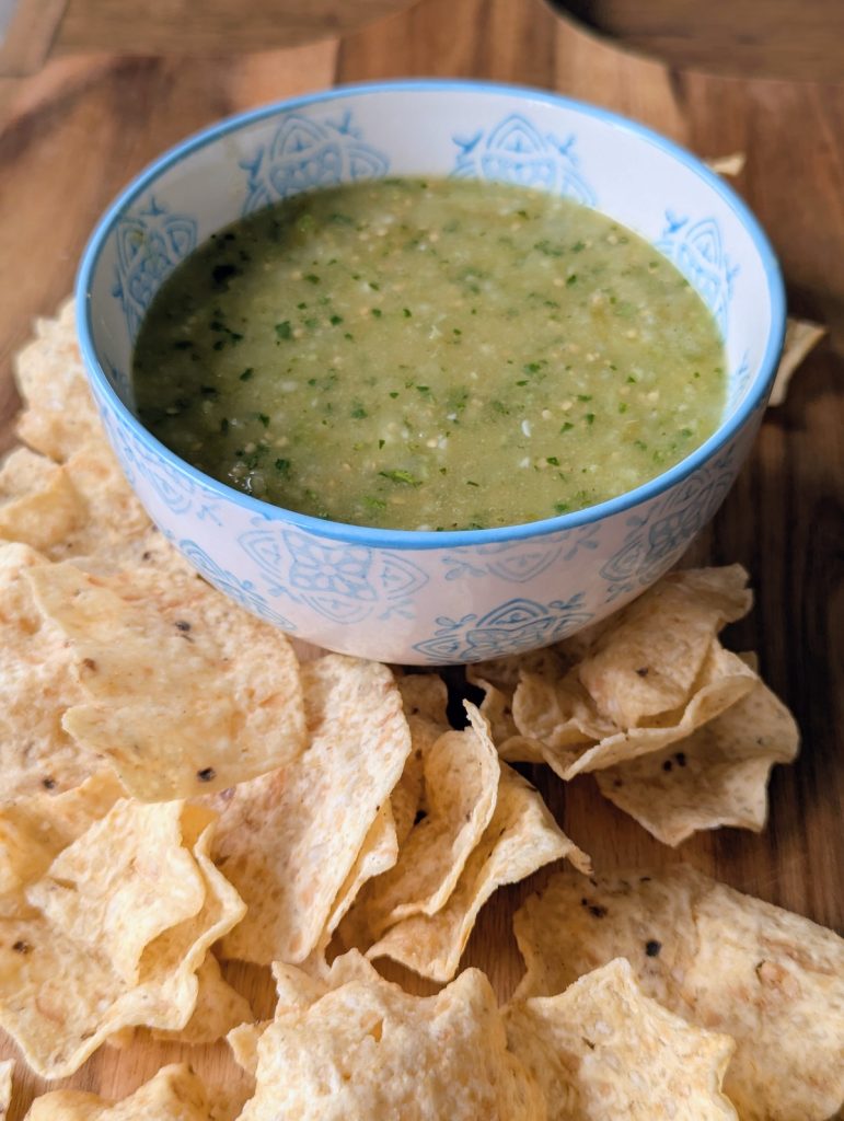 Simple Tomatillo Salsa