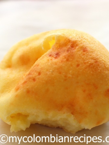 Arepas Stuffed with Cheese (Arepas Rellenas de Queso) - My