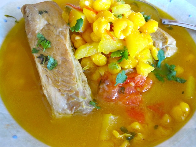 Sopa de maiz amarillo