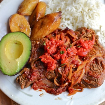 Bistec a la Criolla ( Colombian -Style Creole Steak) |mycolombianrecipes.com