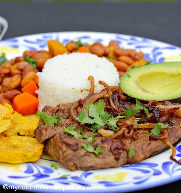 Bistec Encebollado ( Colombian-Steak with Onion Sauce)