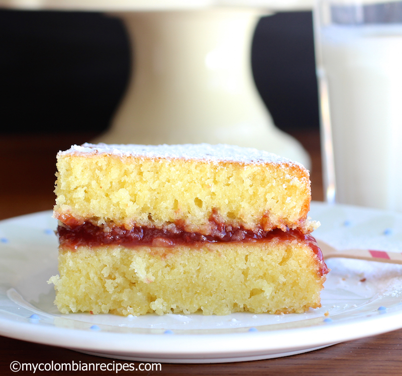 Torta Maria Luisa (Maria Luisa Cake)