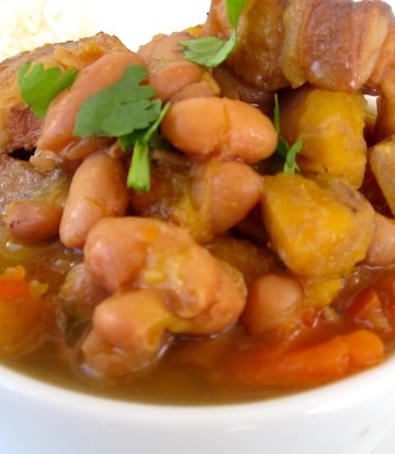 Frijoles Con Chicharron