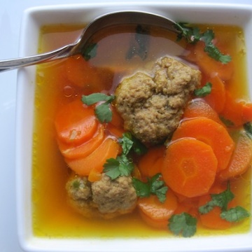 Carrots And Meatball Soup