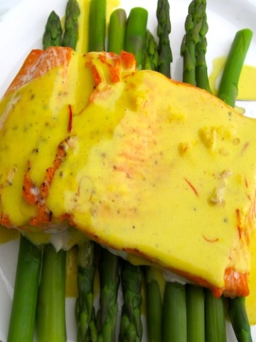 Salmon with Coconut-Saffron Sauce