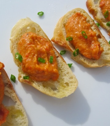 Crostini with bean dip