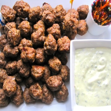 Mini Meatballs with Basil-Garlic Sauce