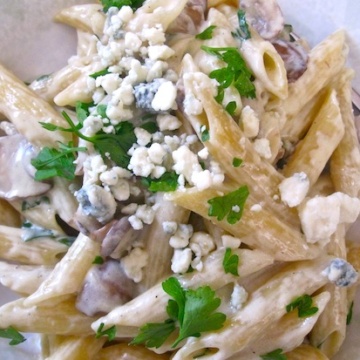 Pasta with Mushrooms and Blue Cheese