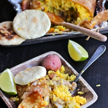 Lechona Tolimense-Colombiana (Colombian Style Stuffed Pork)|mycolombianrecipes.com