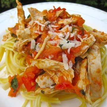 Colombian Style Pasta with Chicken
