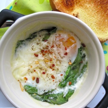 Baked eggs with Spinach