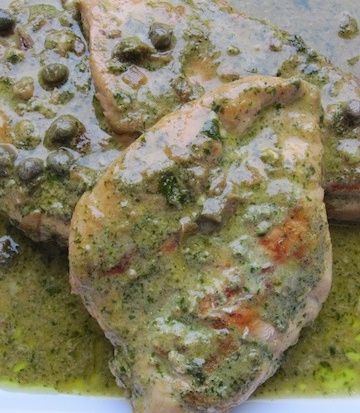 Chicken with Cilantro-parsley sauce