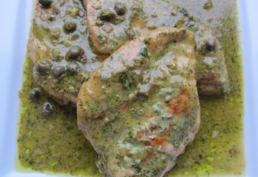 Chicken with Cilantro-parsley sauce